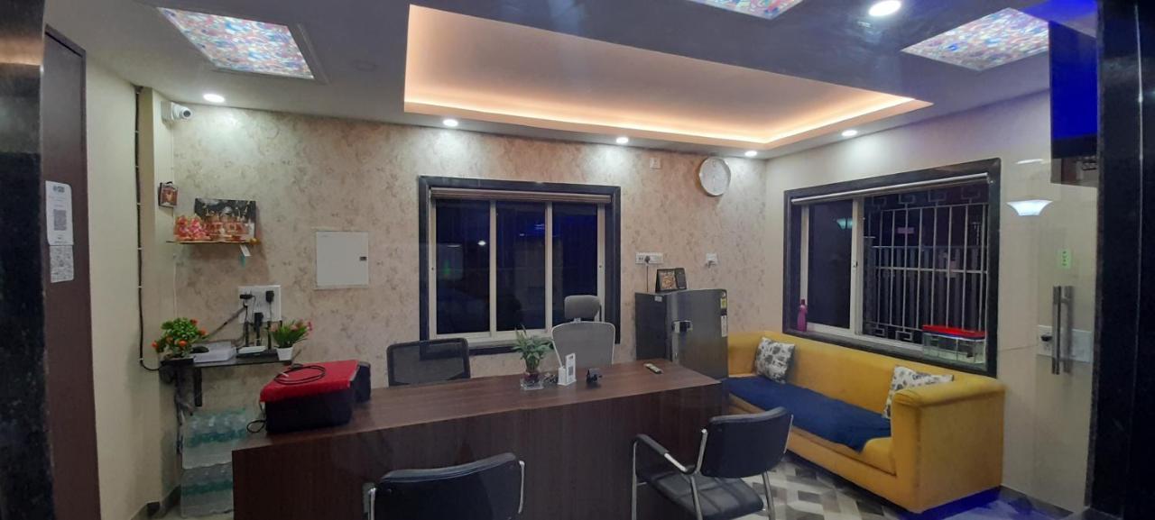 Garden Guest House Near Rene Tower Ruby General Hospital Колката Екстериор снимка