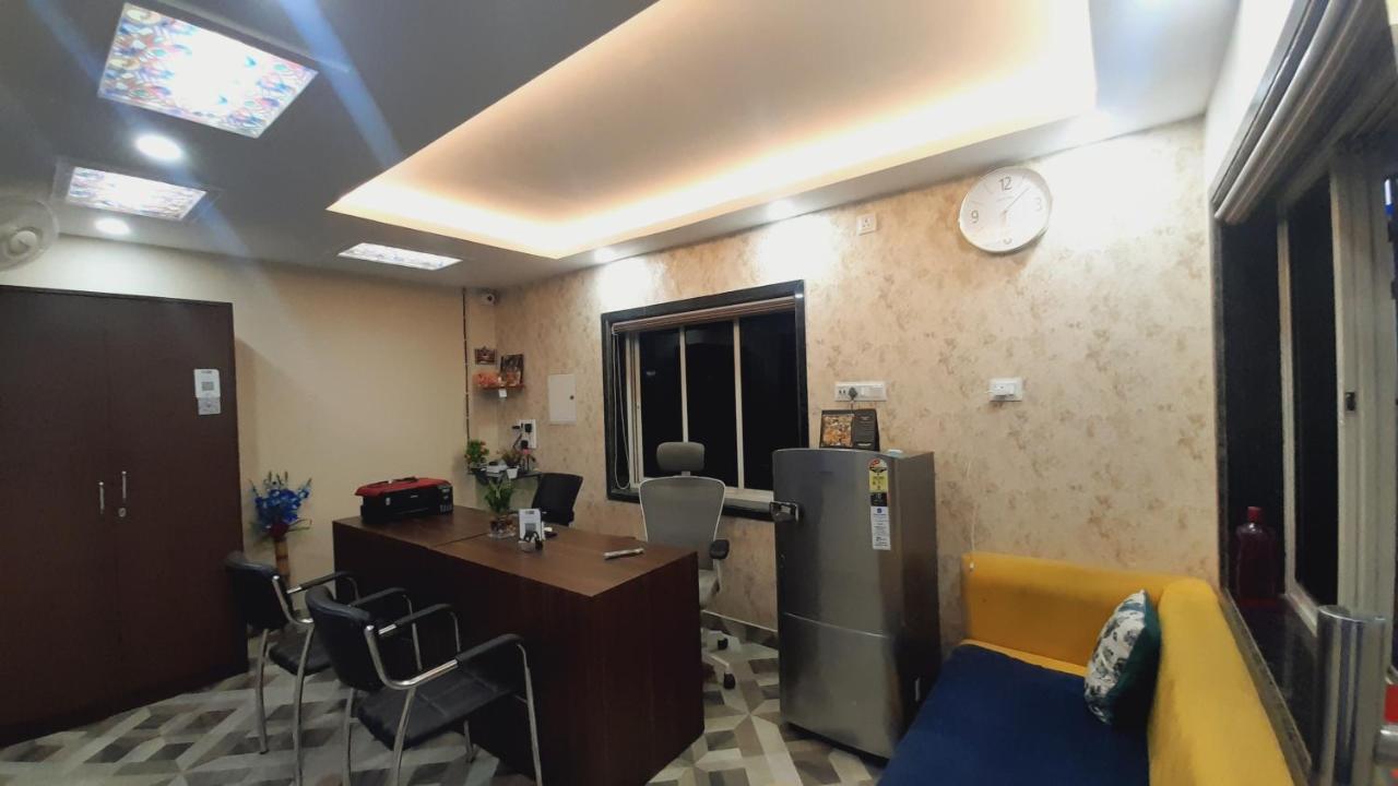 Garden Guest House Near Rene Tower Ruby General Hospital Колката Екстериор снимка