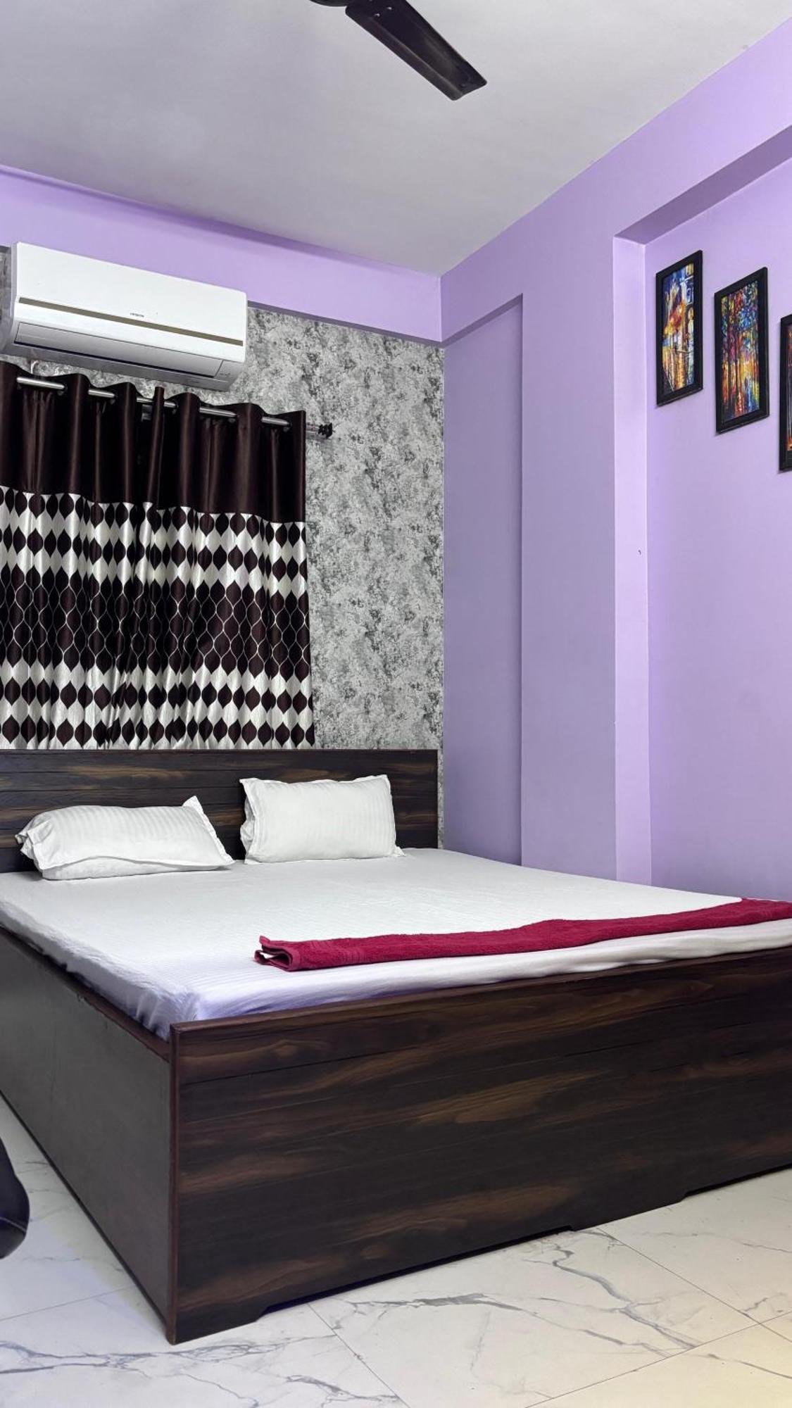 Garden Guest House Near Rene Tower Ruby General Hospital Колката Екстериор снимка